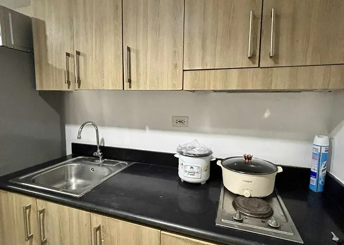 3 Single Beds Transient Mall Of Pasay Apartamento *